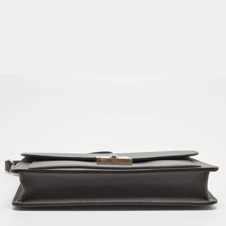 Pre Owned Louis Vuitton Belaia Grey Taiga Leather Clutch