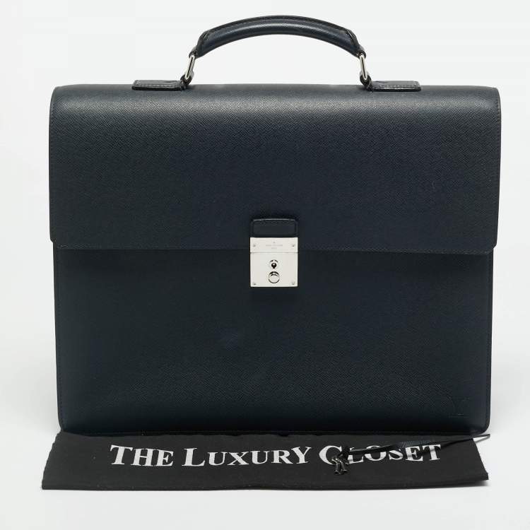 Pre Owned Louis Vuitton Robusto 3 Navy Blue Taiga Leather Briefcase