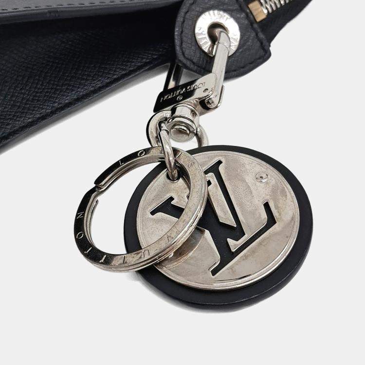 Pre Owned Louis Vuitton Black Taiga Pochette Voyage MM Cut Circle Key Holder