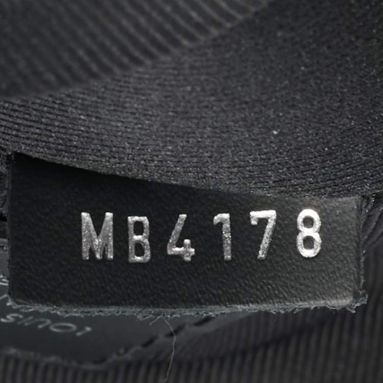 Pre Owned Louis Vuitton Avenue Green Damier Graphite Pixel Canvas Slingbag