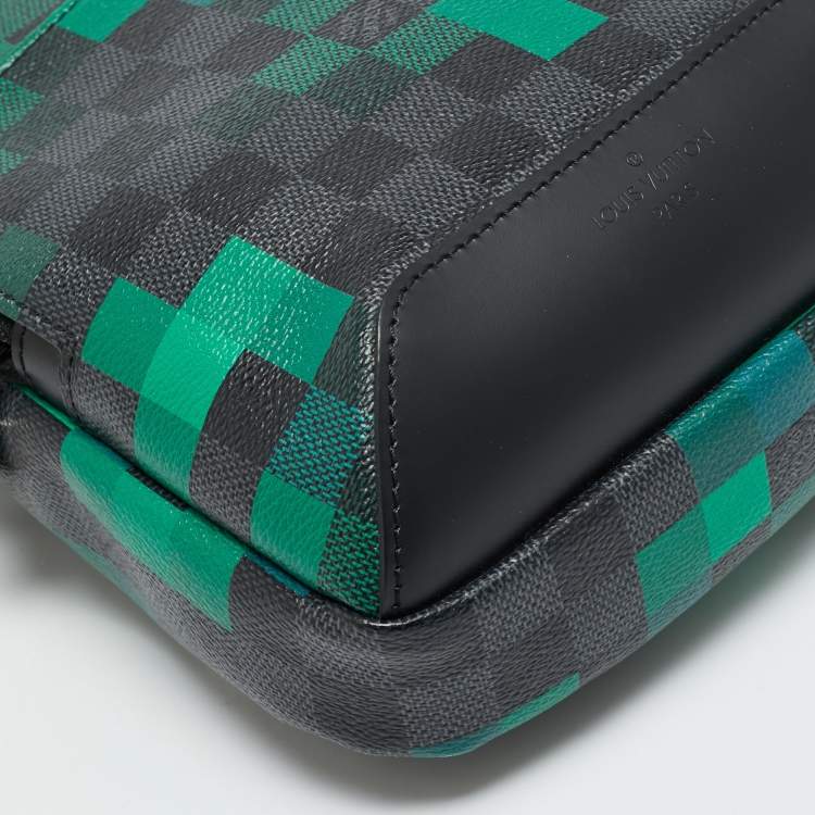 Pre Owned Louis Vuitton Avenue Green Damier Graphite Pixel Canvas Slingbag