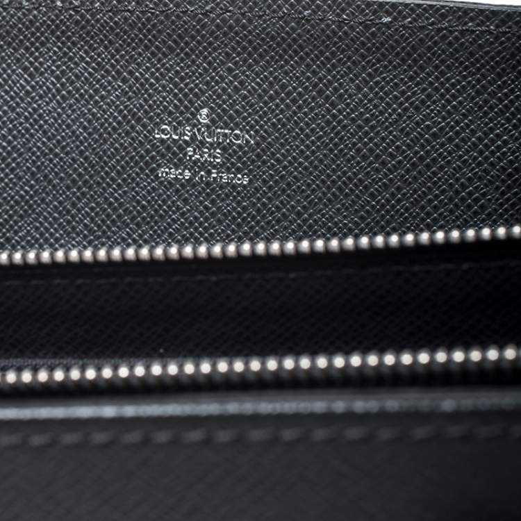 Pre Owned Louis Vuitton Black Taiga Leather Lozan Briefcase