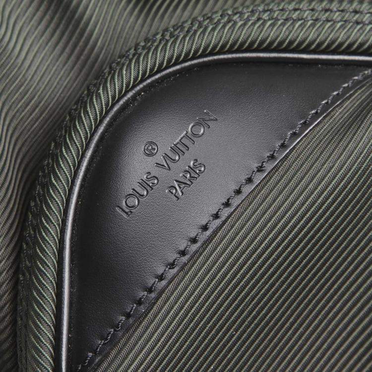 Pre Owned Louis Vuitton Green Nylon Santore Ardoise Garment Travel Bag