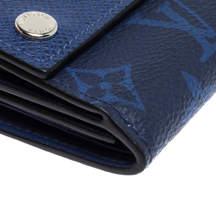Pre Owned Louis Vuitton Cobalt Monogram Taigarama Discovery Compact Wallet
