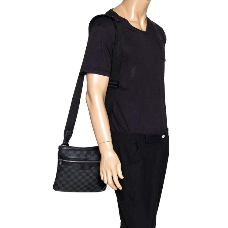 Louis Vuitton Damier Graphite Canvas Thomas Messenger Bag - Yoogi's Closet