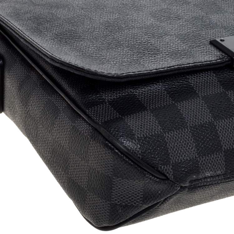 Pre Owned Louis Vuitton Damier Graphite Canvas District PM Bag