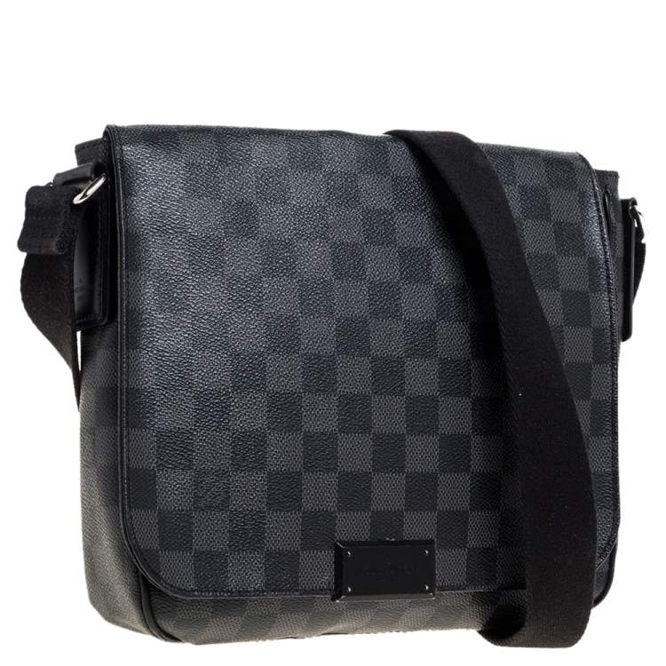 Pre Owned Louis Vuitton Damier Graphite Canvas District PM Bag