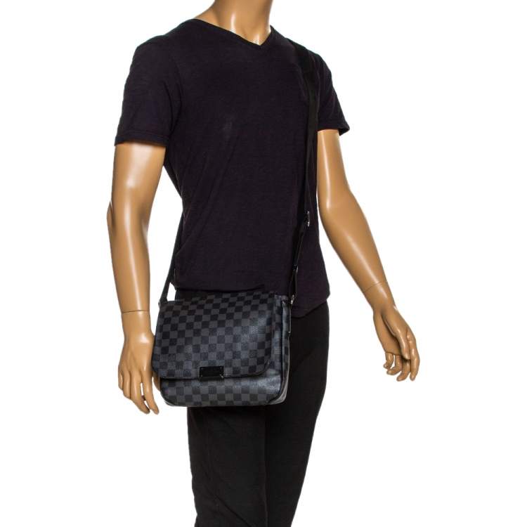 Pre Owned Louis Vuitton Damier Graphite Canvas District PM Bag