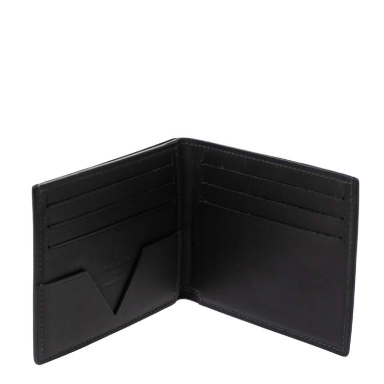 Pre Owned Louis Vuitton Black Leather Bifold Wallet