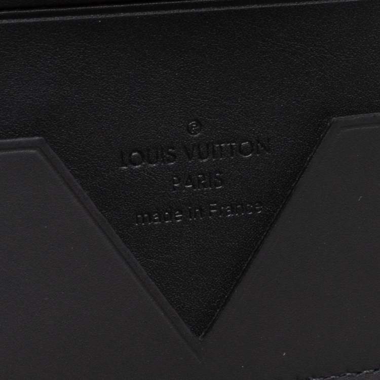 Pre Owned Louis Vuitton Black Leather Bifold Wallet