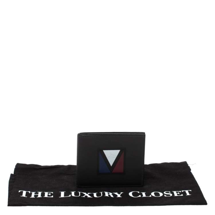 Pre Owned Louis Vuitton Black Leather Bifold Wallet