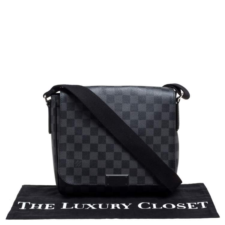 Pre Owned Louis Vuitton Damier Graphite Canvas District PM Bag