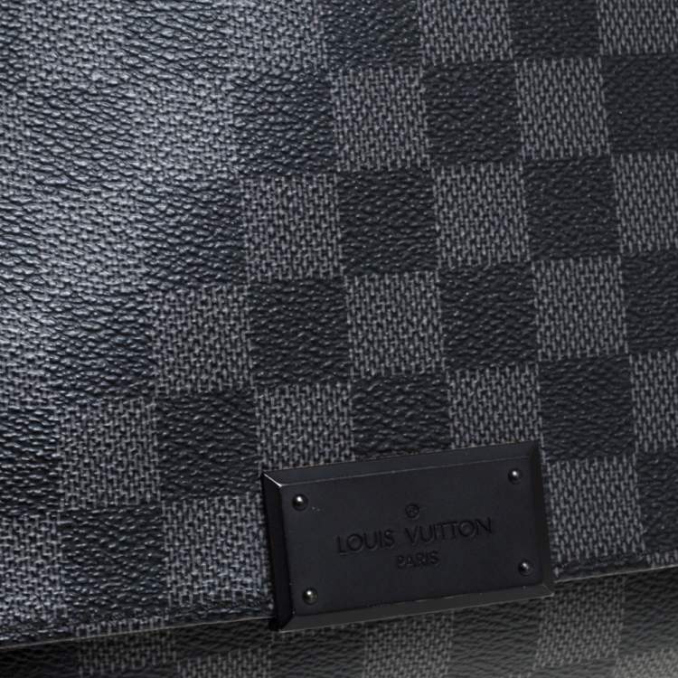 Pre Owned Louis Vuitton Damier Graphite Canvas District PM Bag