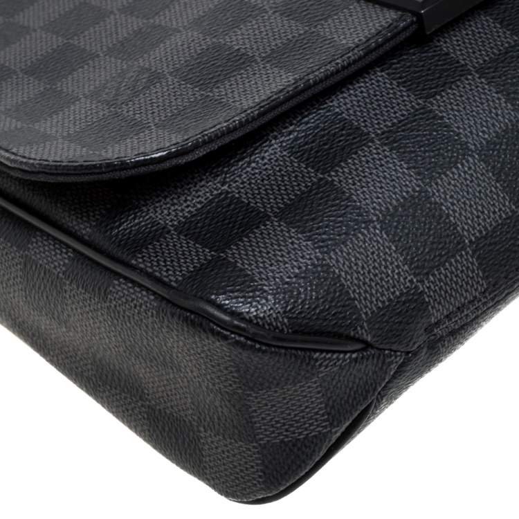 Pre Owned Louis Vuitton Damier Graphite Canvas District PM Bag