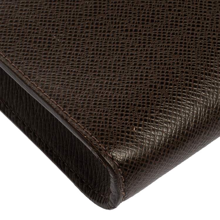 مملوكة مسبقًا Louis Vuitton Brown Taiga Leather Minuto Portfolio Case