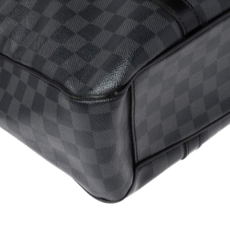 مملوكة مسبقًا Louis Vuitton Damier Graphite Canvas Tadao Bag