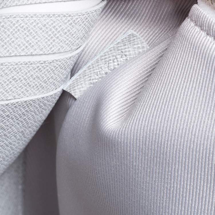 مملوكة مسبقًا Louis Vuitton White Monogram Zipped Pouch GM 