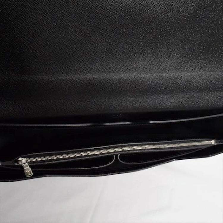 Pre Owned Louis Vuitton Black Taiga Leather Neo Robusto Bag