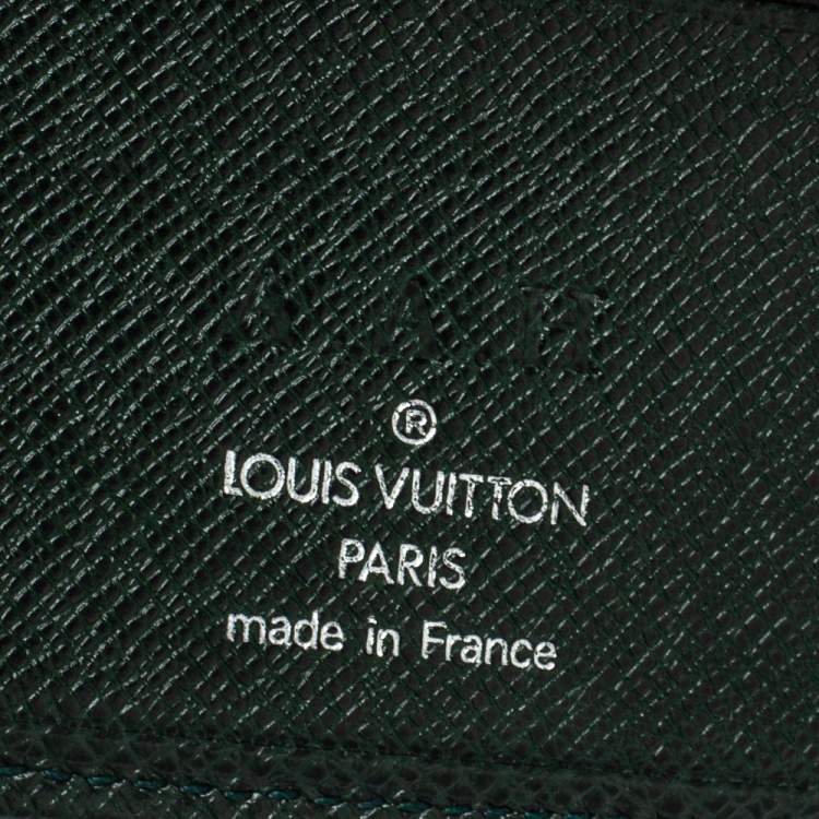 Pre Owned Louis Vuitton Green Taiga Leather Multiple Wallet