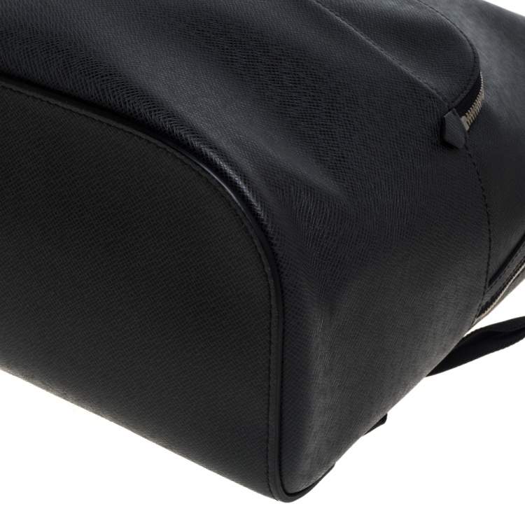 Pre Owned Louis Vuitton Black Taiga Lether Anton Backpack