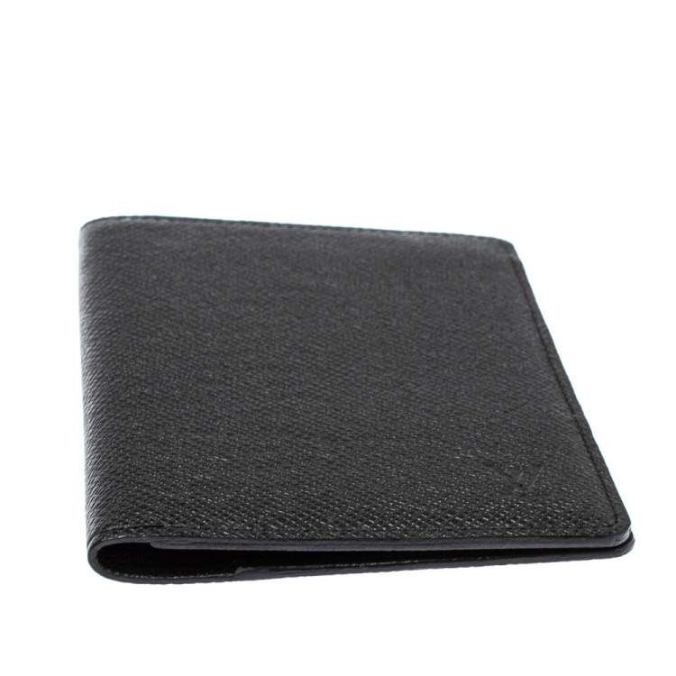 Pre Owned Louis Vuitton Black Taiga Leather Passport Holder