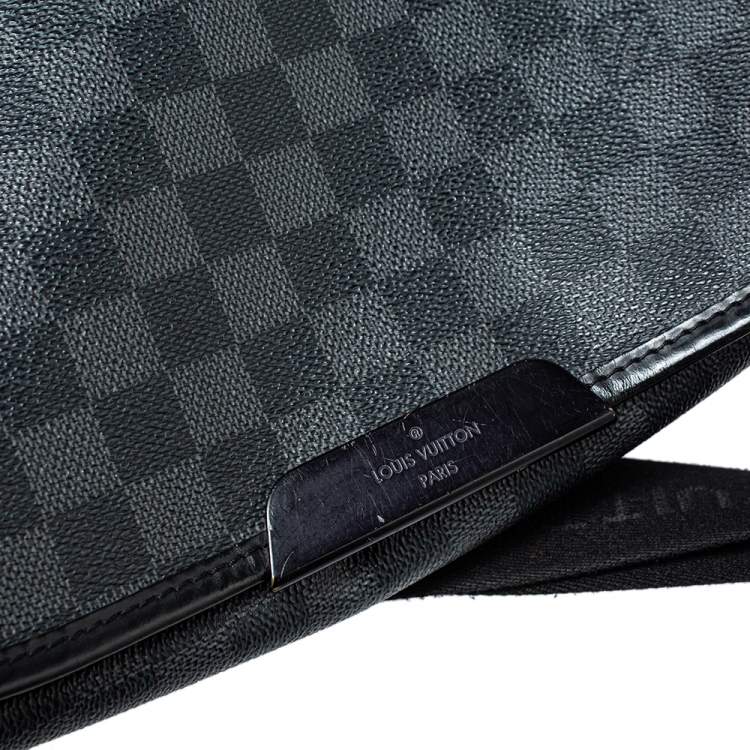Pre Owned Louis Vuitton Damier Graphite Canvas Daniel MM Messenger Bag