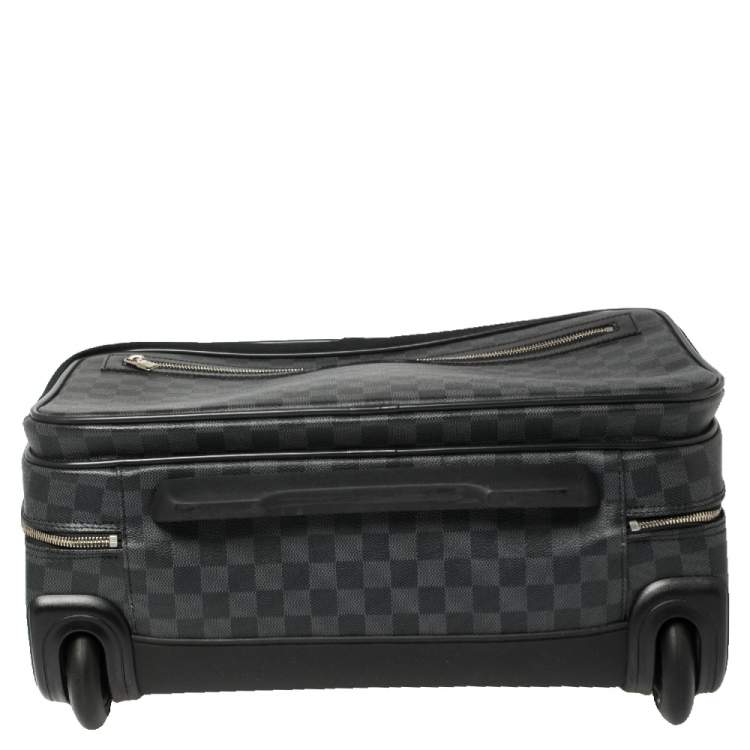 Pre Owned Louis Vuitton Damier Graphite Canvas Pilot Case Luggage