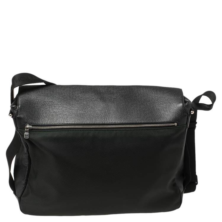 Pre Owned Louis Vuitton Black/Green Taiga Leather Dersou Messenger Bag