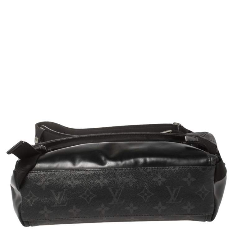 Pre Owned Louis Vuitton Monogram Eclipse Canvas Voyager Messenger PM Bag