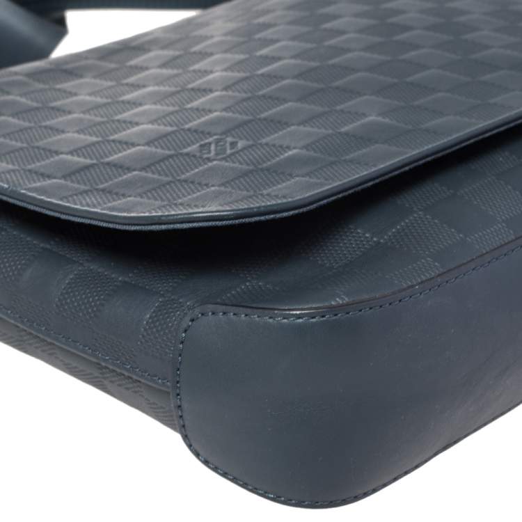 Pre Owned Louis Vuitton Cosmos Damier Infini Leather District PM Bag