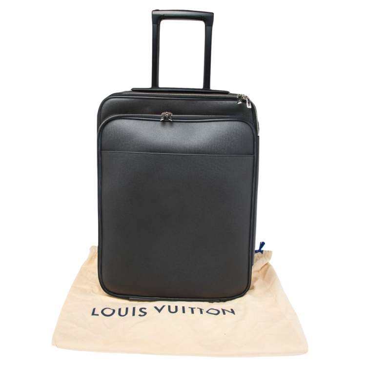 Pre Owned Louis Vuitton Black Taiga Leather Pegase Legere 55 Business Suitcase