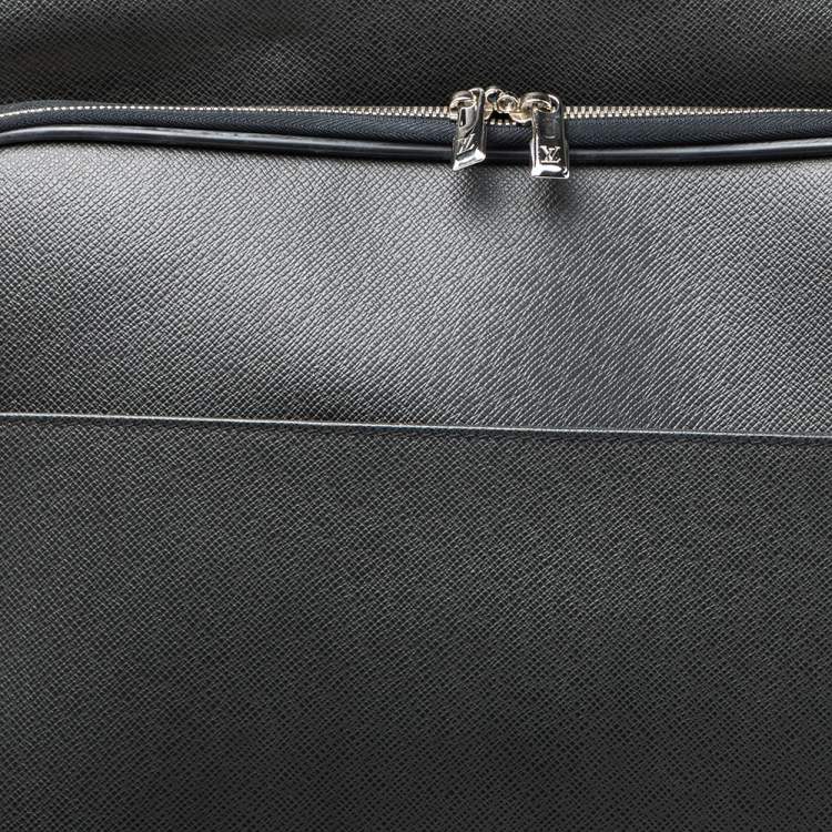 Pre Owned Louis Vuitton Black Taiga Leather Pegase Legere 55 Business Suitcase