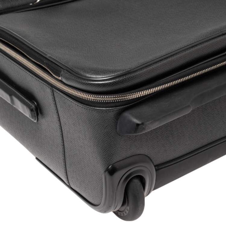 Pre Owned Louis Vuitton Black Taiga Leather Pegase Legere 55 Business Suitcase
