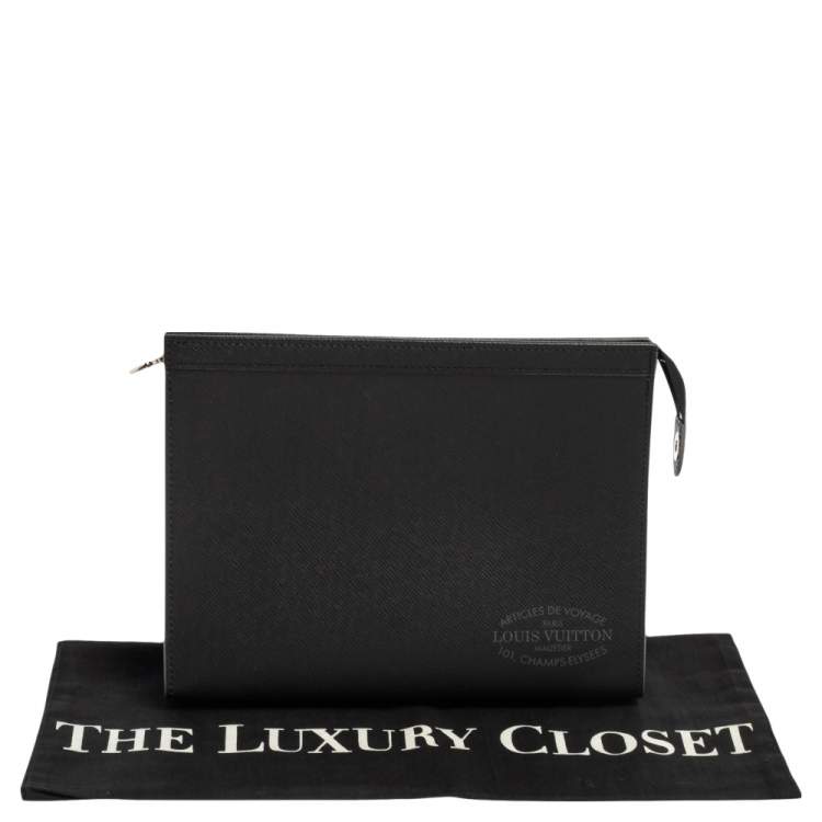 Pre Owned Louis Vuitton Black Taiga Leather Pochette Voyage MM