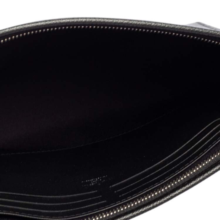 Pre Owned Louis Vuitton Black Taiga Leather Pochette Voyage MM