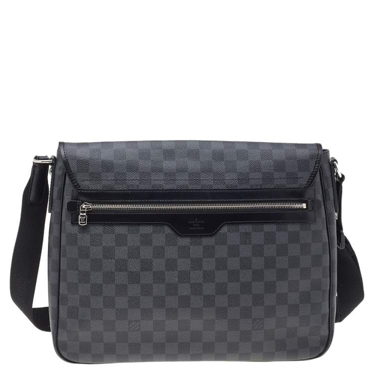 Pre Owned Louis Vuitton Damier Graphite Canvas Daniel GM Messenger Bag