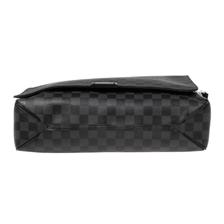 Pre Owned Louis Vuitton Damier Graphite Canvas District GM Bag