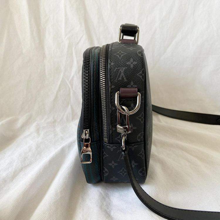 مملوكة مسبقًا Louis Vuitton Multicolor Monogram Eclipse Canvas Multipocket Patchwork Messenger Bag