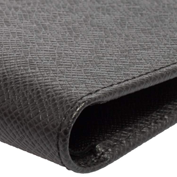 Pre Owned Louis Vuitton Black Taiga Leather Bifold Compact Wallet