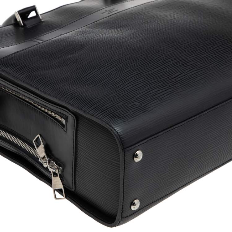 مملوكة مسبقًا Louis Vuitton Black Epi Leather Bassano MM Bag