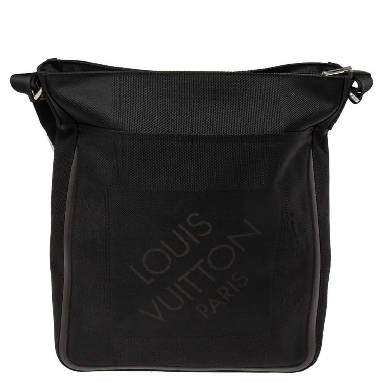 Pre Owned Louis Vuitton Black Damier Geant Canvas Vertical Messenger Bag