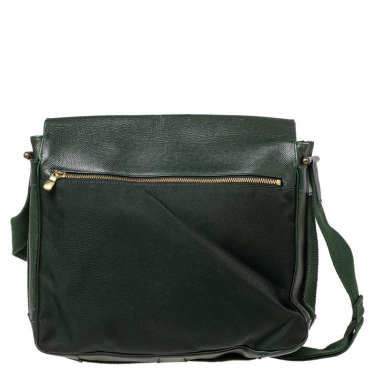 Pre Owned Louis Vuitton Green Taiga Leather and Canvas Viktor Messenger Bag