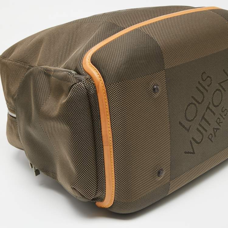 Pre Owned Louis Vuitton Terre Damier Geant Canvas Aventurier Polaire Bag 