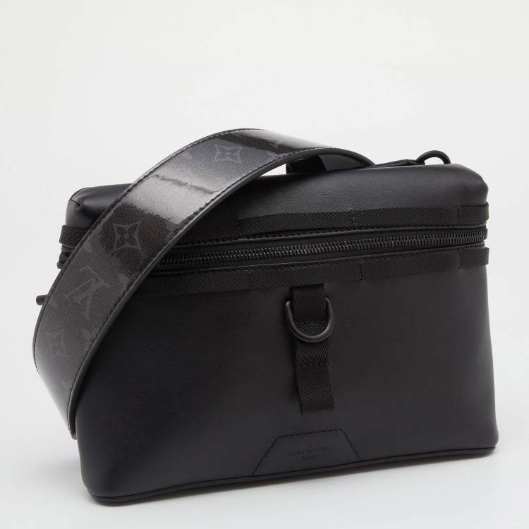 Pre Owned Louis Vuitton Black Leather Limited Edition Monogram Eclipse Glaze PM Bag