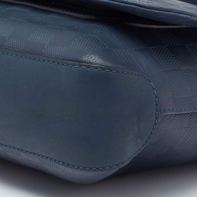 Pre Owned Louis Vuitton Cosmos Damier Infini Leather District PM Bag