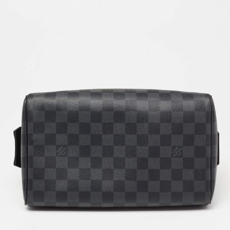 Pre Owned Louis Vuitton Damier Graphite Canvas Dopp Kit Toilet Pouch