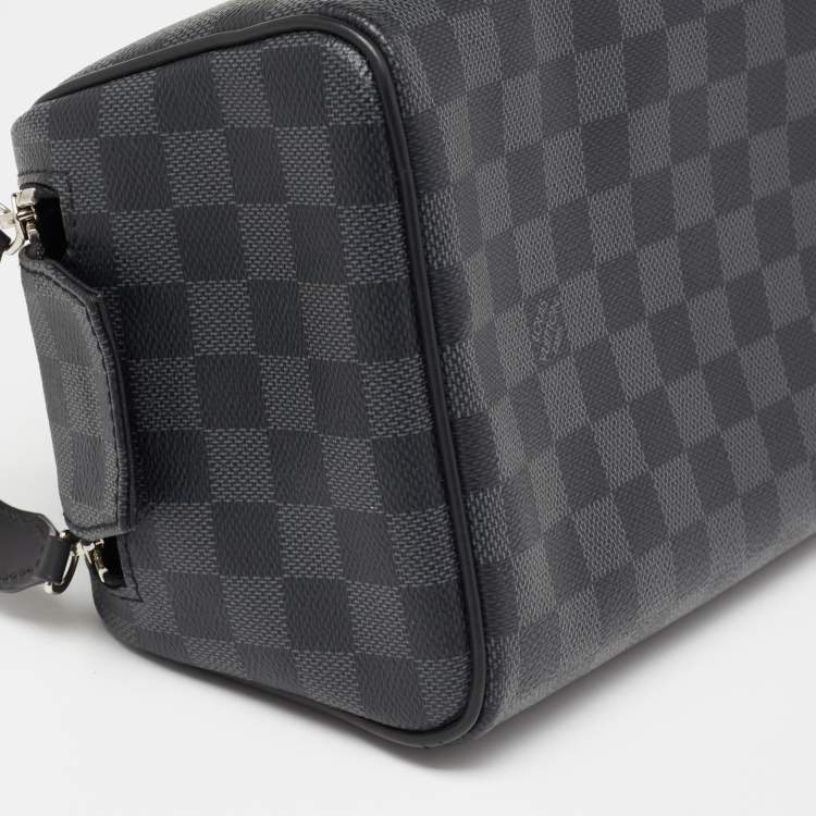 Pre Owned Louis Vuitton Damier Graphite Canvas Dopp Kit Toilet Pouch