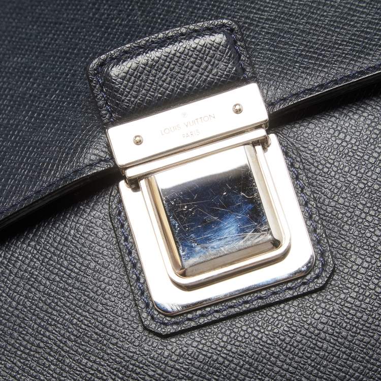 Pre Owned Louis Vuitton Navy Blue Taiga Leather Vassili PM Briefcase