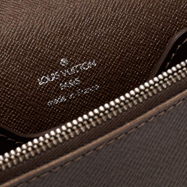 Pre Owned Louis Vuitton Brown Taiga Leather Minuto Portfolio Case