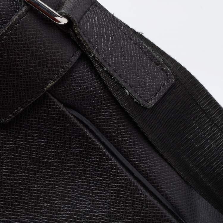 Pre Owned Louis Vuitton Black Taiga Leather Roman MM Bag